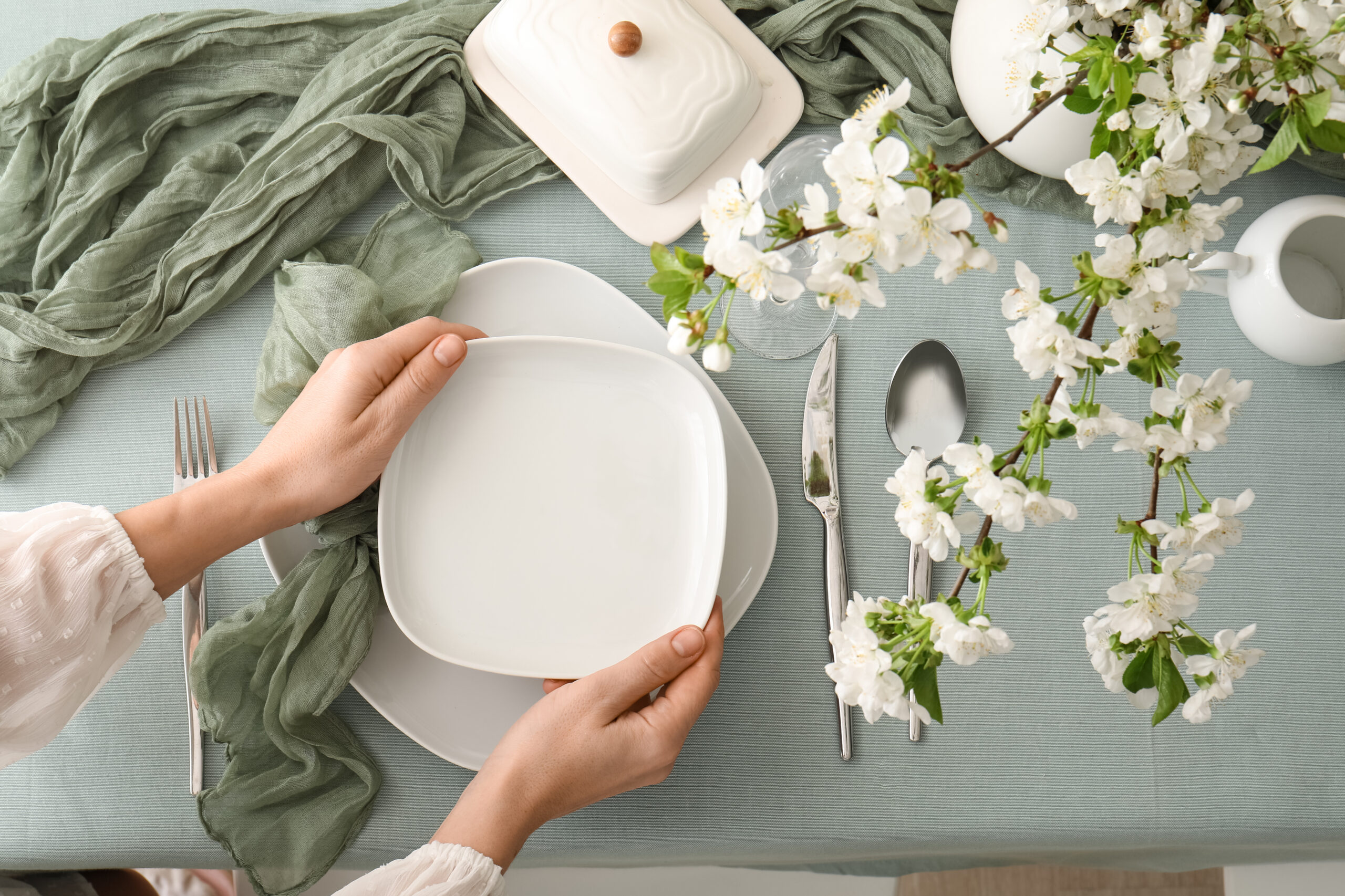 花を添えた食卓、暮らしを彩る道具たち（デモ）
